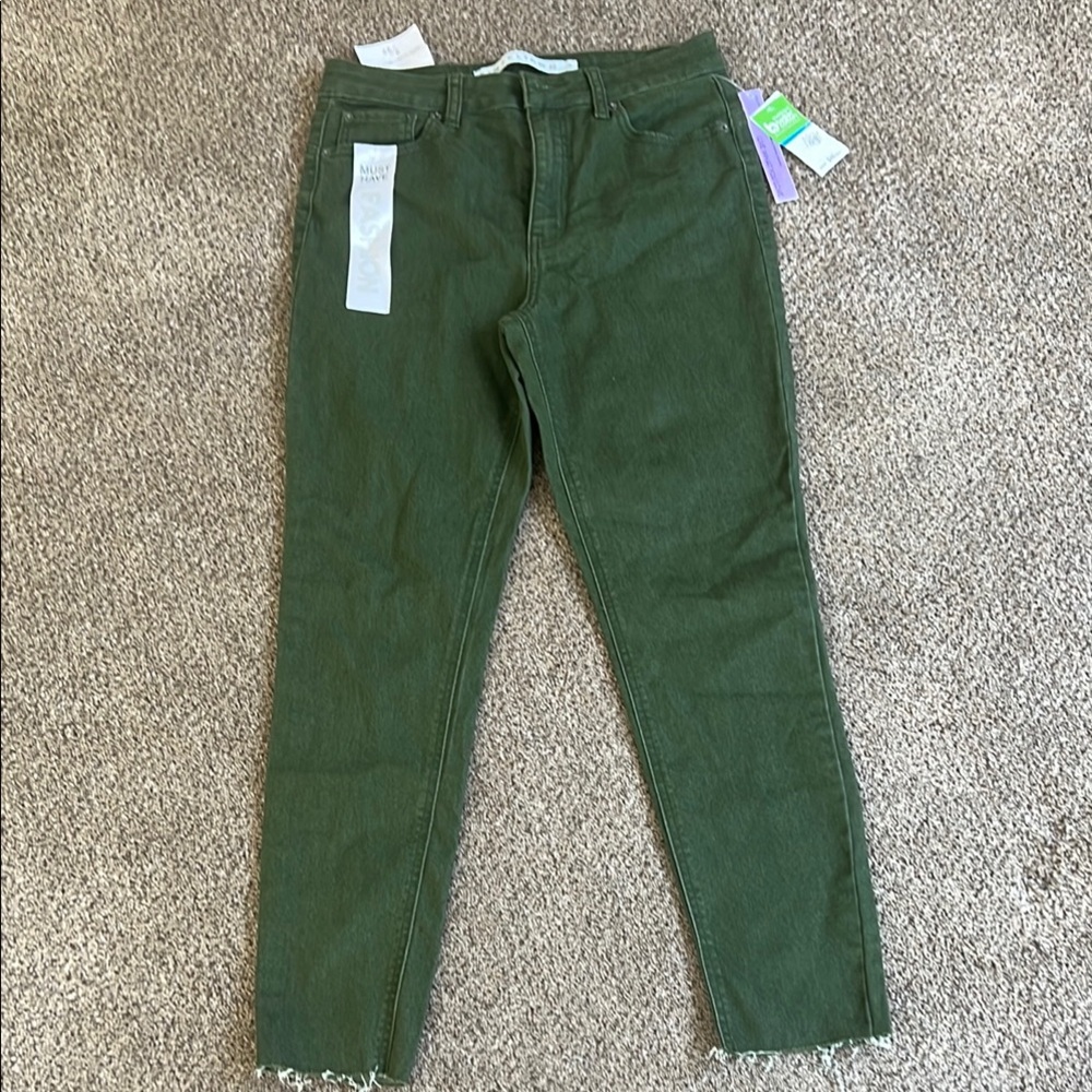 Tinseltown Green Ankle Cropped Jeans with Raw Hem